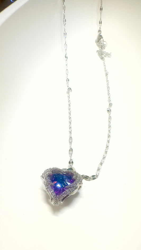 Romantic Halo Heart Pendant – Stainless Steel